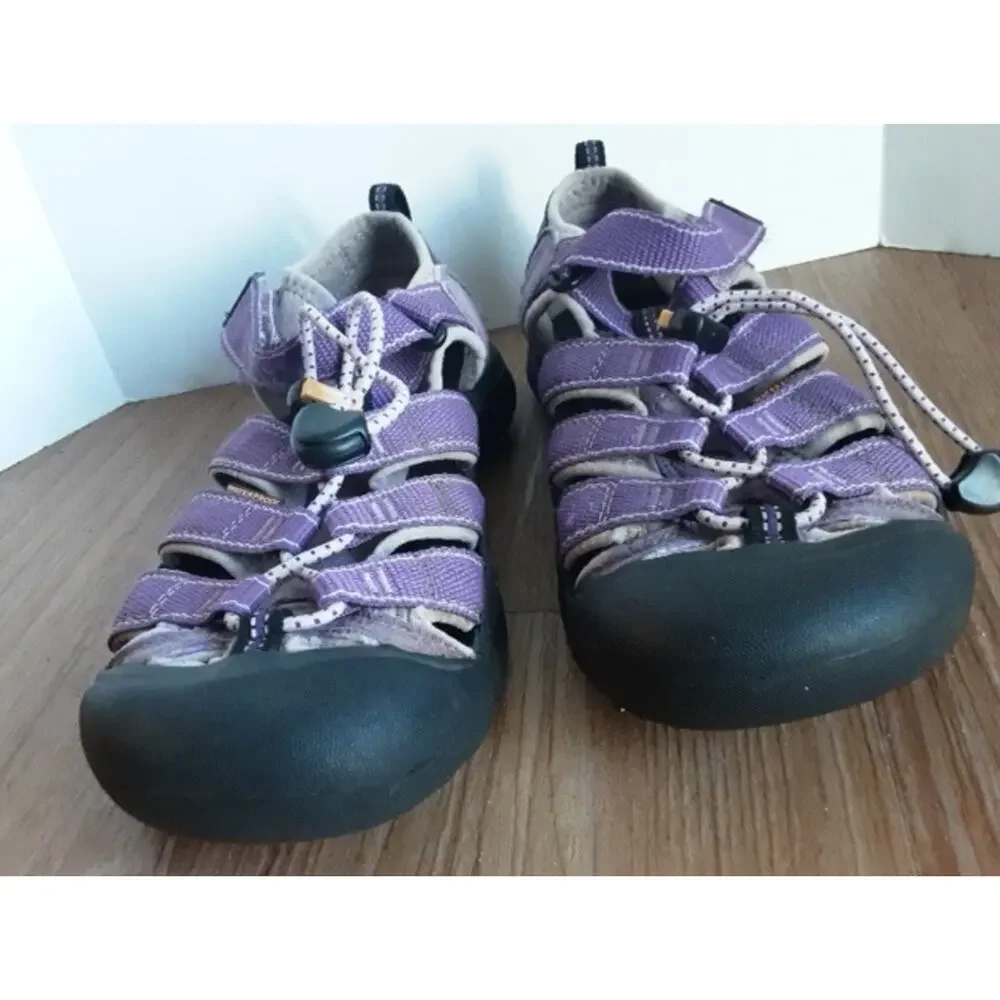 KEEN Newport H2 Waterproof Sports Hiking Purple Sandals Youth Size 4